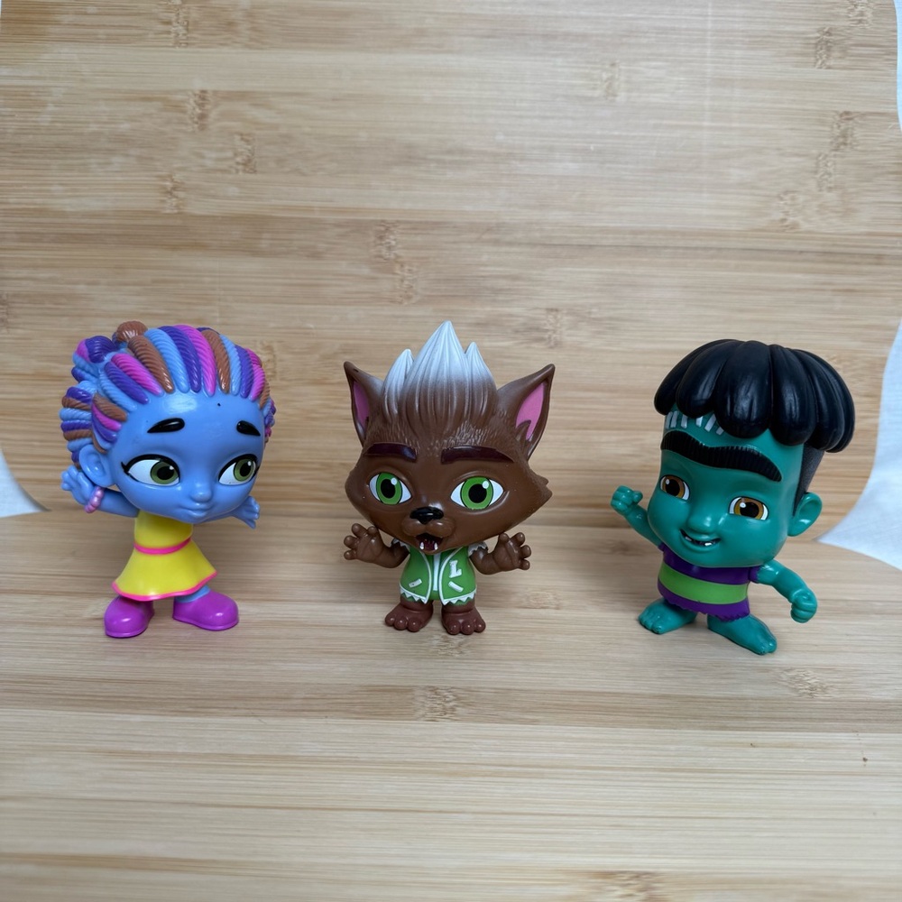 Super Monsters Figures Lot – Katya Spelling, Lobo Howler & Frankie Mash –Netflix